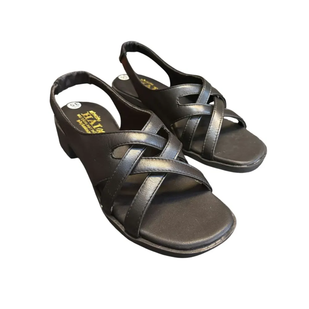 Sandal nữ quai chéo Hải Nancy da bò trơn SH622D ảnh 1
