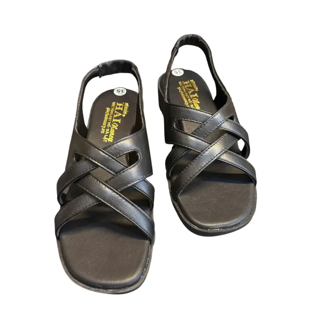 Sandal nữ quai chéo Hải Nancy da bò trơn SH622D ảnh 2